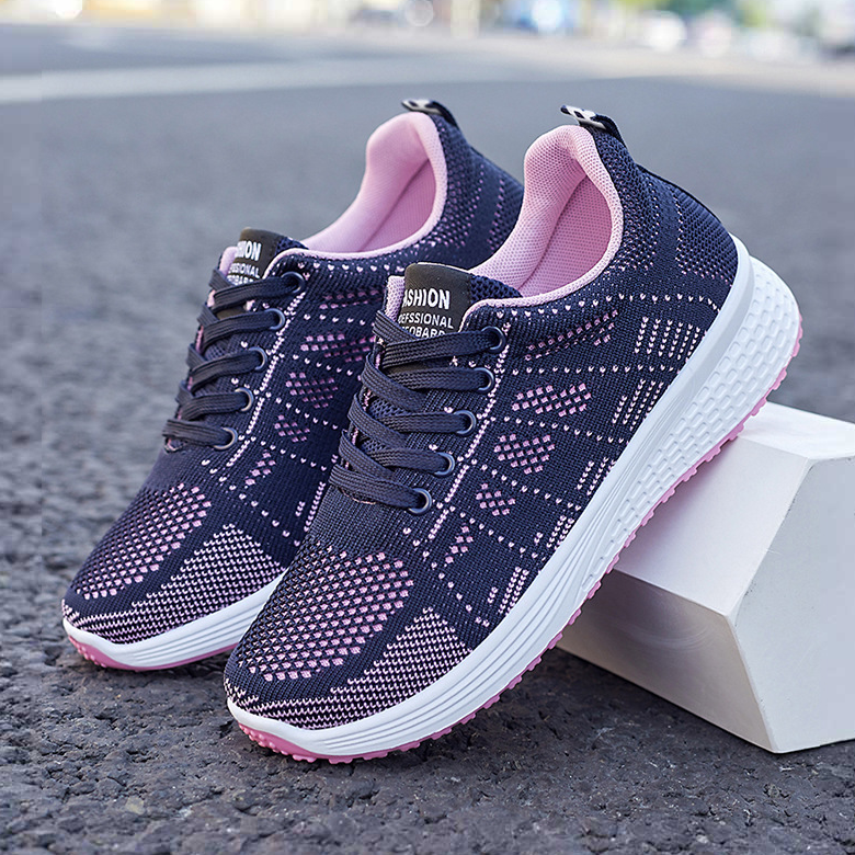 Nuevos zapatos casuales sueltos de moda