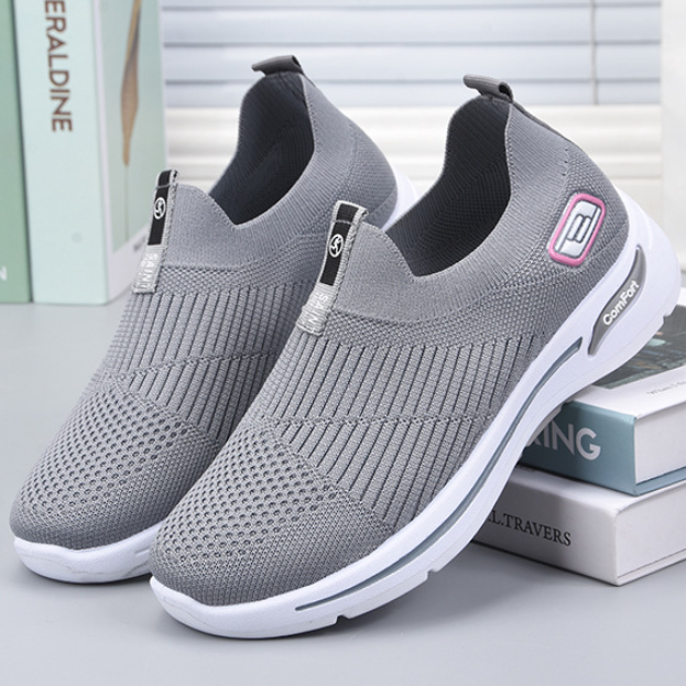 Nuevas zapatillas con suela blanda