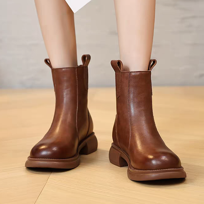 Botines de Piel de Caña Corta y Estilo Versátil