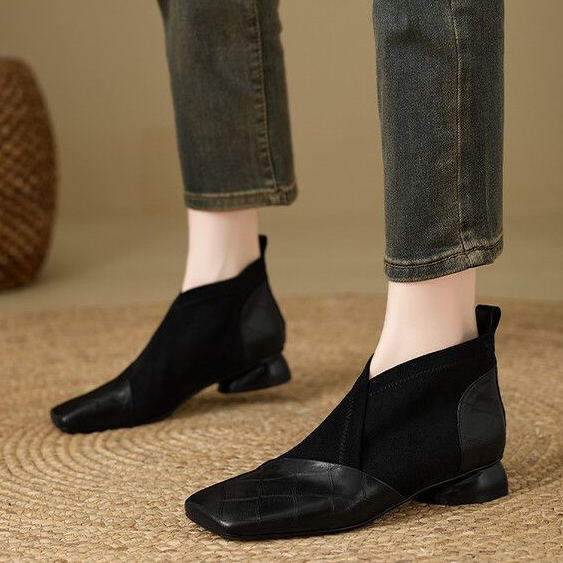 Botines de Piel con Punta Cuadrada