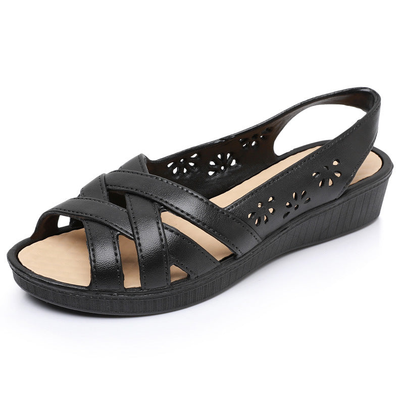 Sandalias boutique con líneas cruzadas