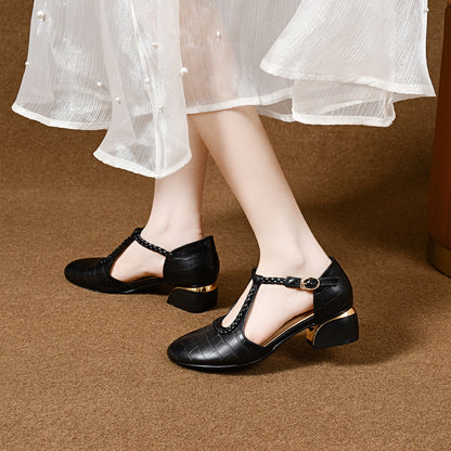 Zapatos de piel con punta redonda y tacón grueso