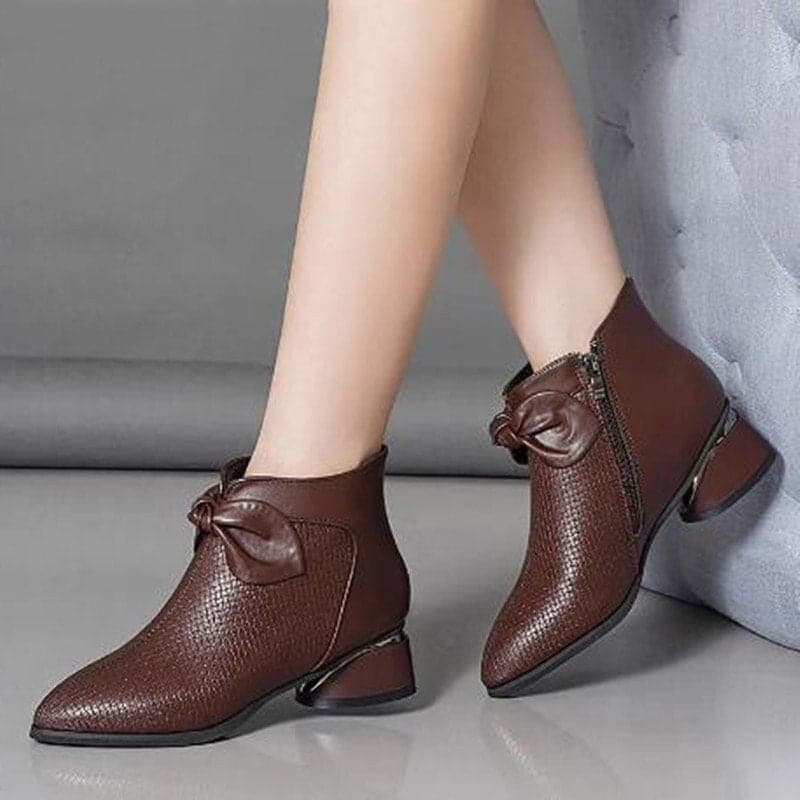 tacones altos de cuero