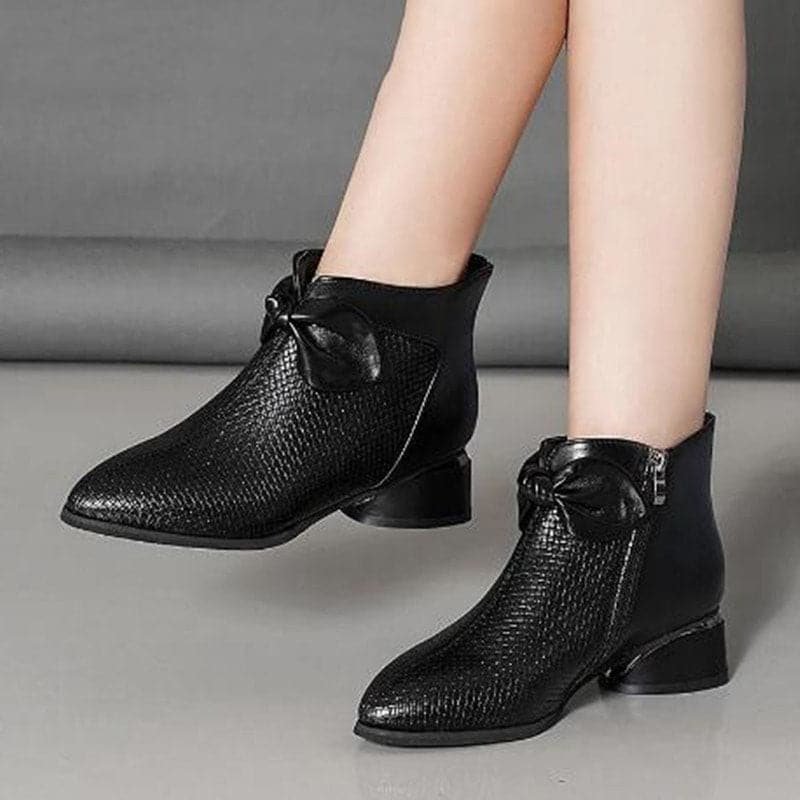 tacones altos de cuero
